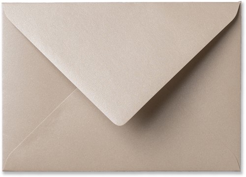 Umschlag Metallic 12 x 18 cm Sand